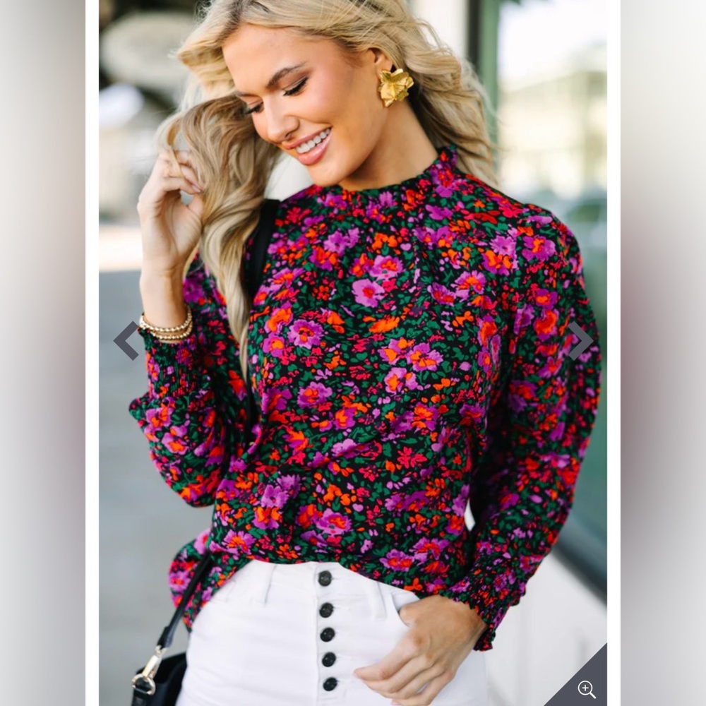 NWT Jodifl Floral  Women's Top